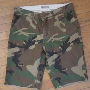 Camo cargo shorts size 32 waist